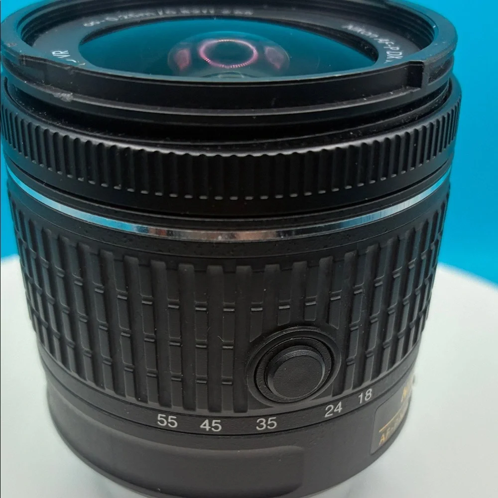 Nikon AF-P NIKKOR 18-55mm 1:3.5-5-6G